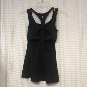 Lululemon black tank top with built in sports bra